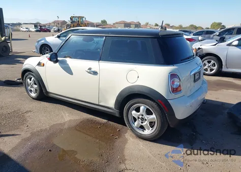 2011 Mini Cooper из США, поврежденный, VIN WMWSU3C58BT096366